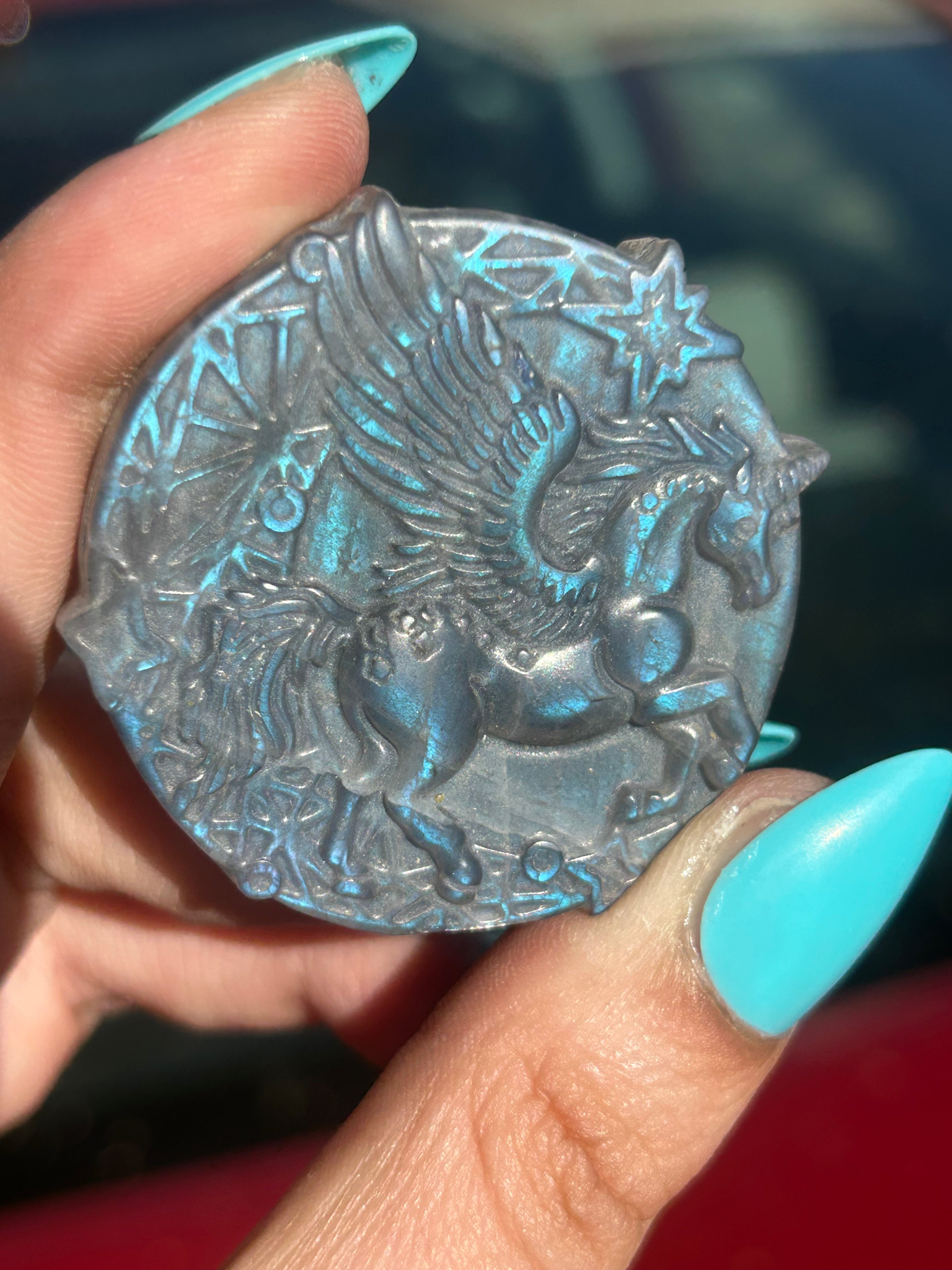 Flashy Labradorite Pegasus Carving