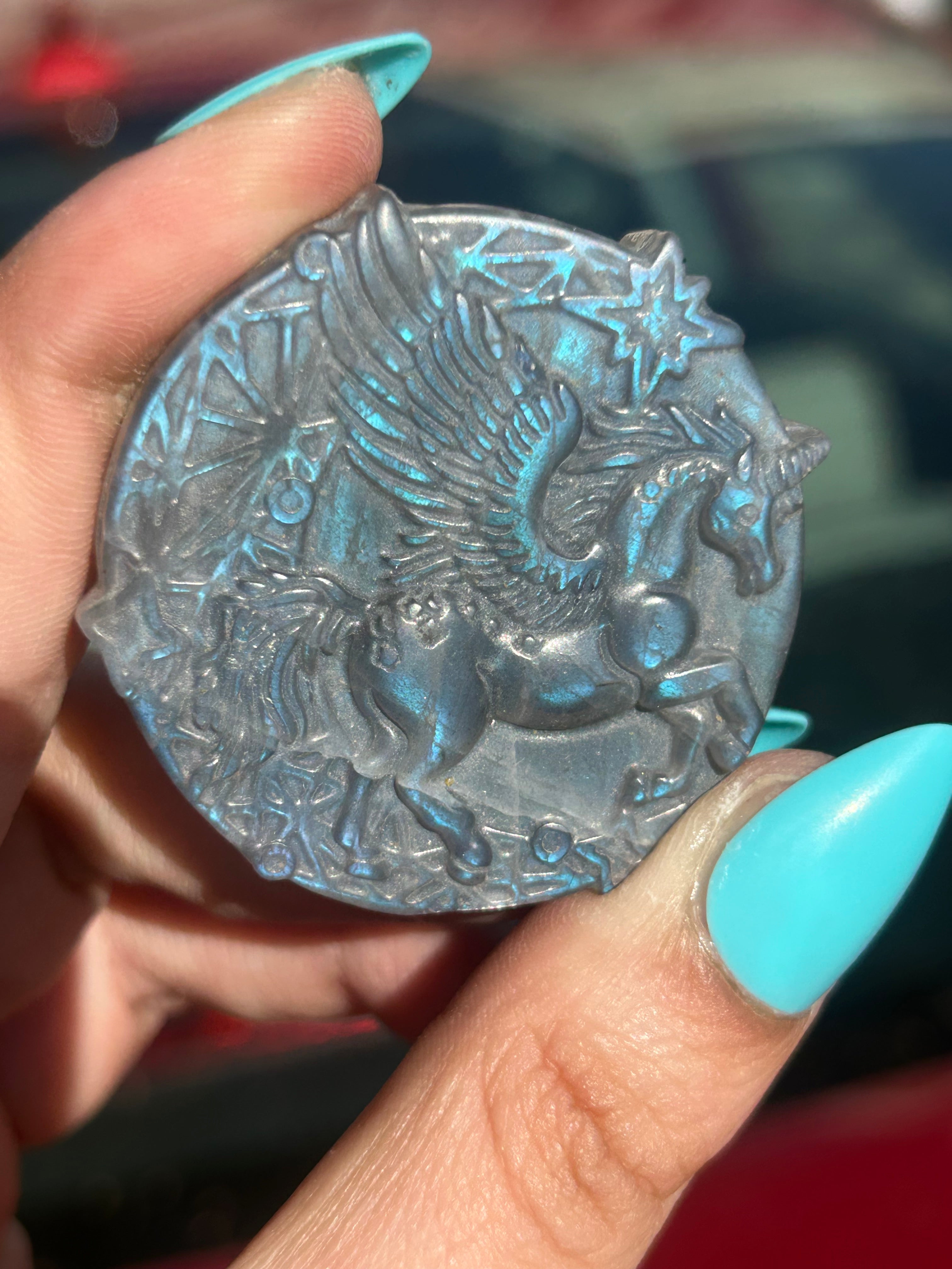 Flashy Labradorite Pegasus Carving